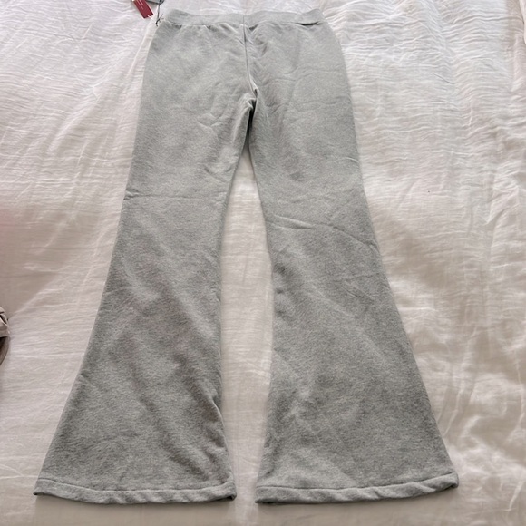 NWT Carbon38 High Rise Flare Cotton Legging Sweatpants in Heather Grey Sz M $148 - Picture 5 of 8